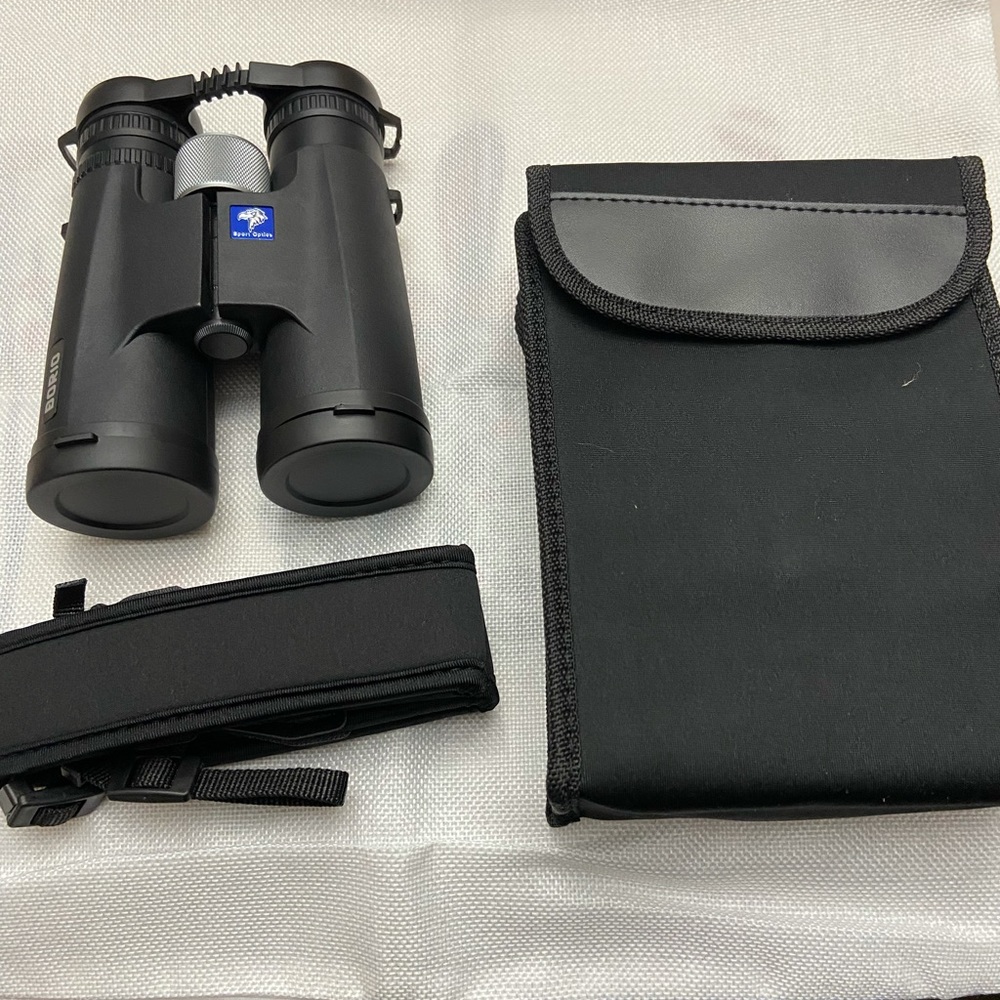 Binoculars - Picture 2 of 4